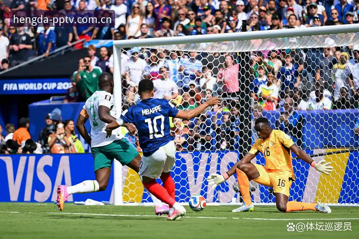 法国3-0伊拉克全程复盘：姆巴佩双响追平克洛泽，雷暴中断两小时背后的数据深度分析